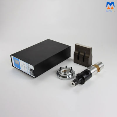 piezas ultrasónicas de la soldadora 20KHz con el transductor y el cuerno del generador